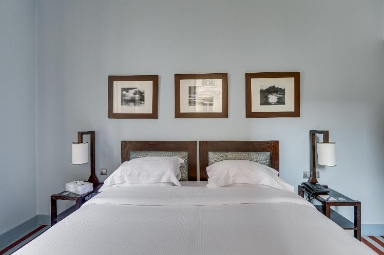 Double or Twin DELUXE Room