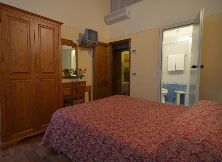 DOUBLE STANDARD Room
