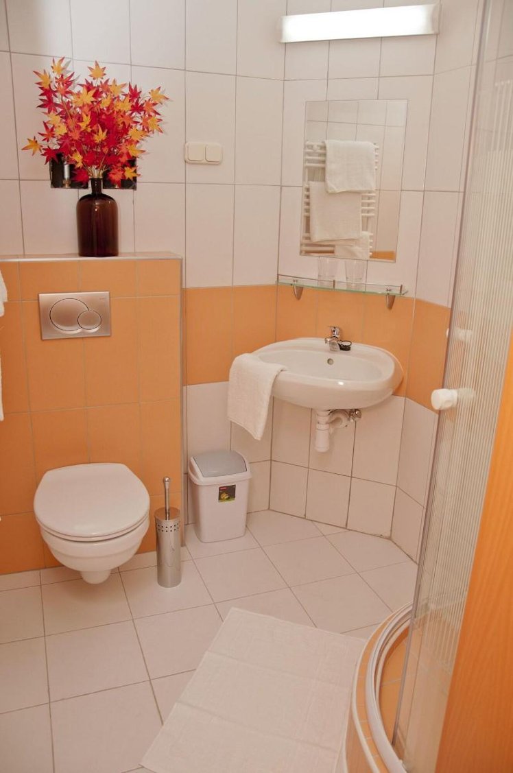 TRIPLE STANDARD Room