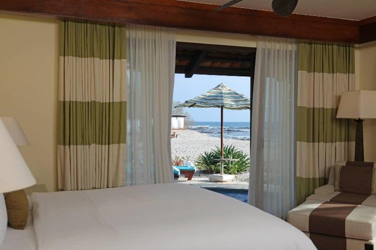 DOUBLE DELUXE OCEAN VIEW Room