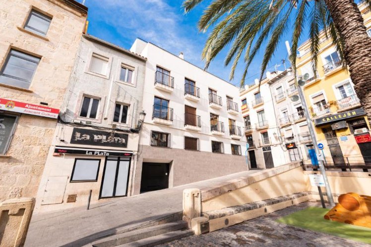 Apartamentos Quijano by Be Alicante