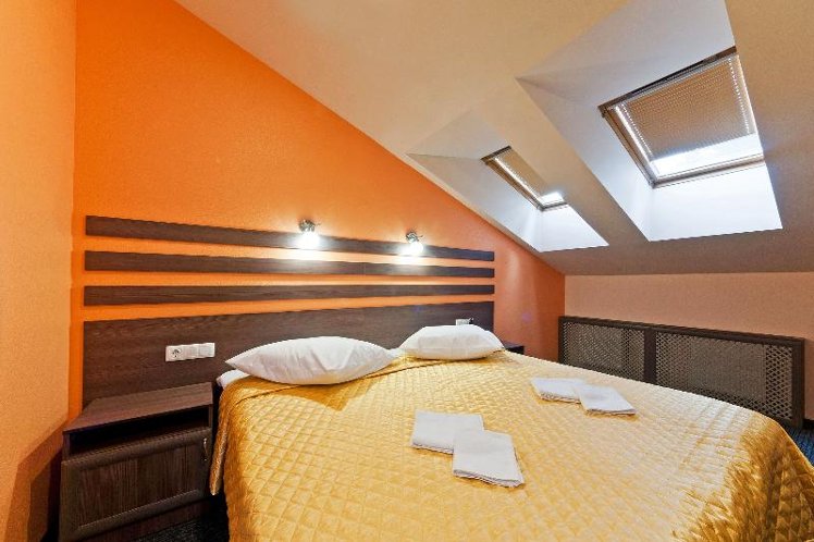 JUNIOR SUITE STANDARD Room