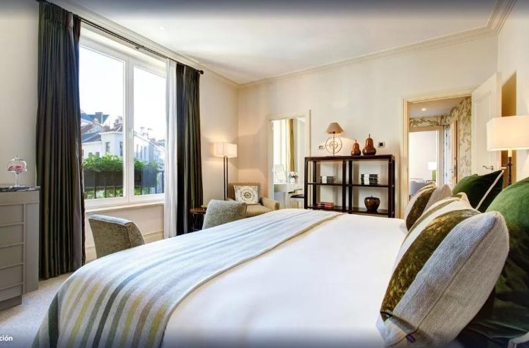 SUITE EXECUTIVE Room