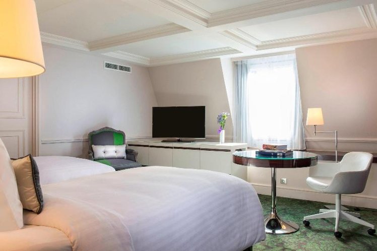 DOUBLE GRAND Room