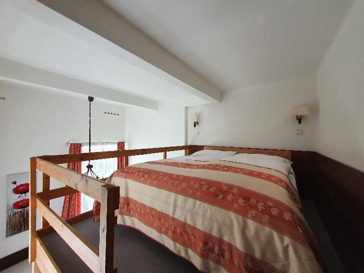 TRIPLE STANDARD Room
