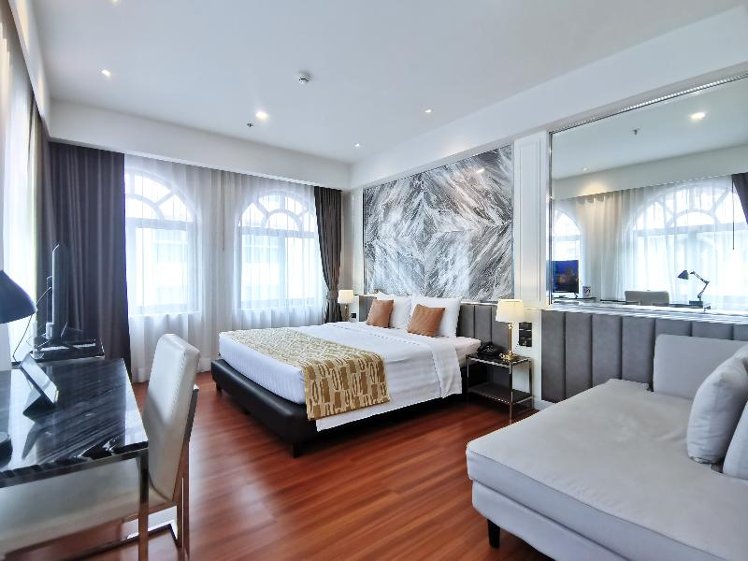 DOUBLE GRAND Room