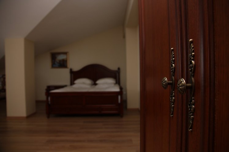 DOUBLE STANDARD Room