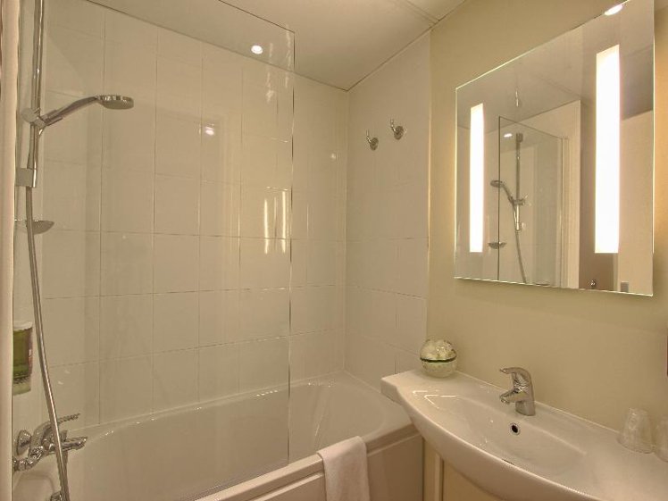 TWIN STANDARD Room