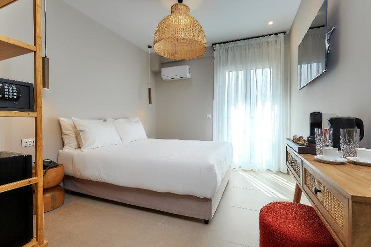 DOUBLE STANDARD Room