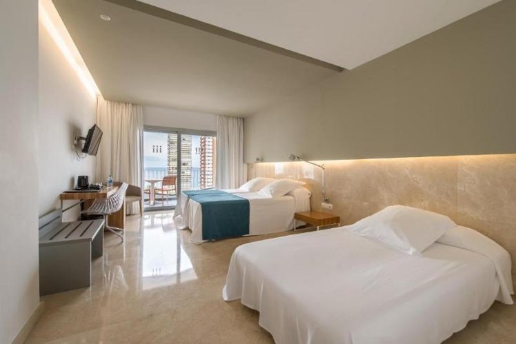 DOUBLE SUPERIOR Room