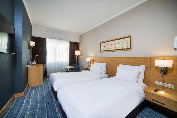 TRIPLE STANDARD Room