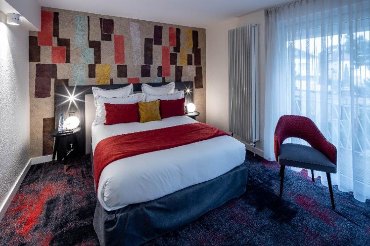 DOUBLE SUPERIOR Room