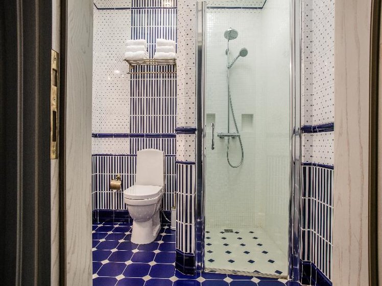 DOUBLE SINGLE USE DELUXE Room