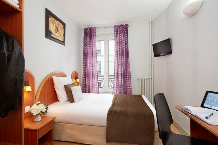 SINGLE STANDARD Room
