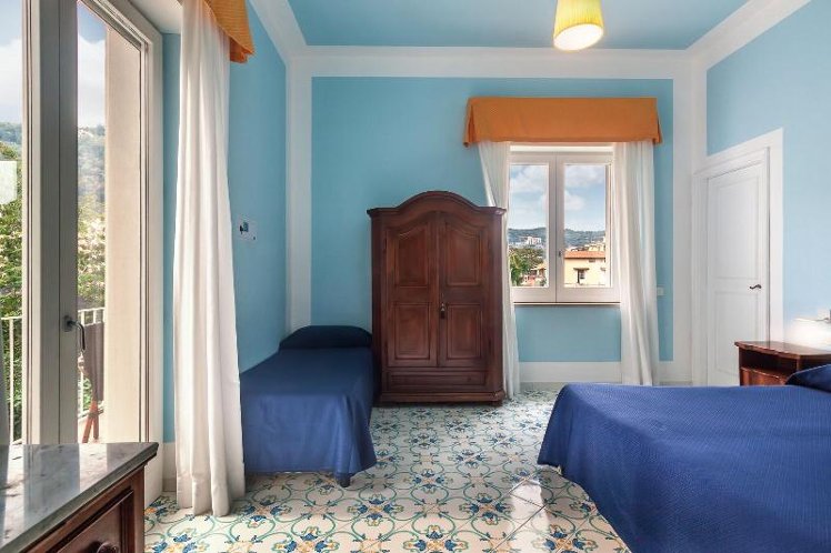 Room TWO BEDS Room