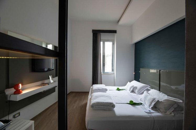 TWIN EXECUTIVE Room