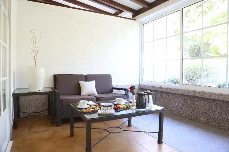 JUNIOR SUITE STANDARD Room