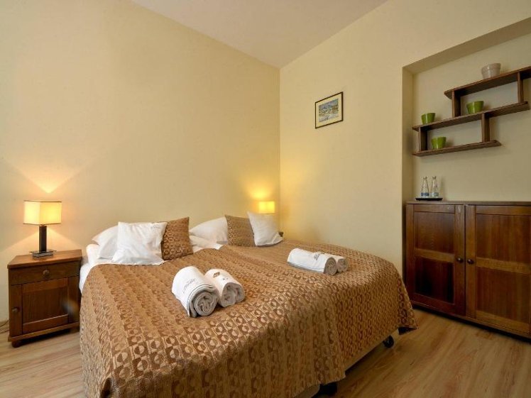 DOUBLE STANDARD Room