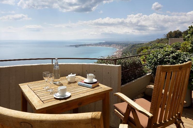 DOUBLE SINGLE USE SUPERIOR SEA VIEW Room