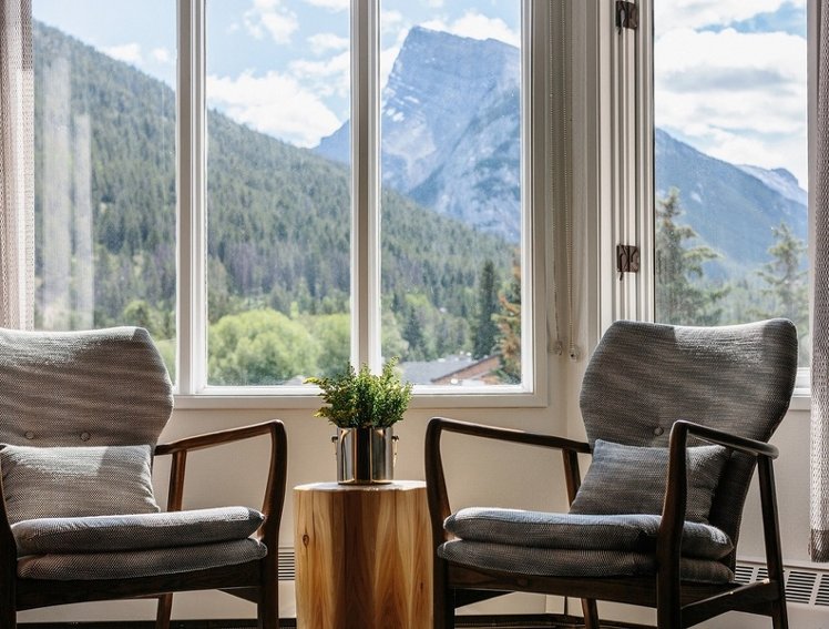 Elk + Avenue Hotel