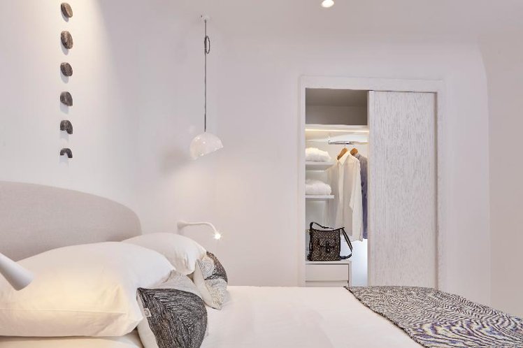 DOUBLE SUPERIOR Room
