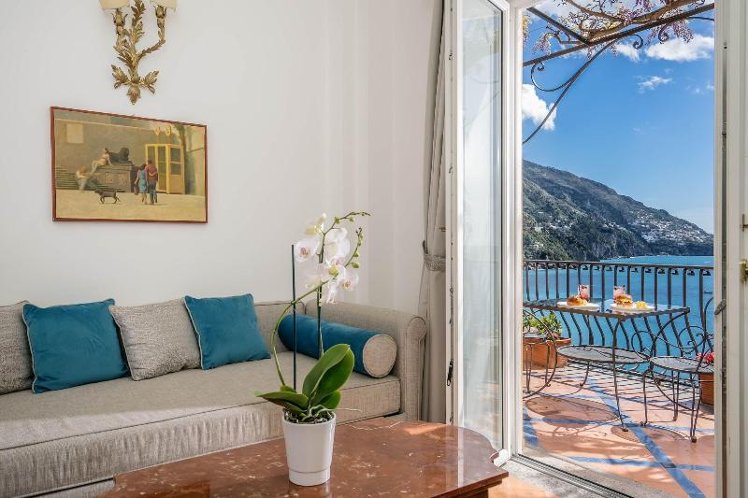 JUNIOR SUITE SEA VIEW WITH BALCONY Room