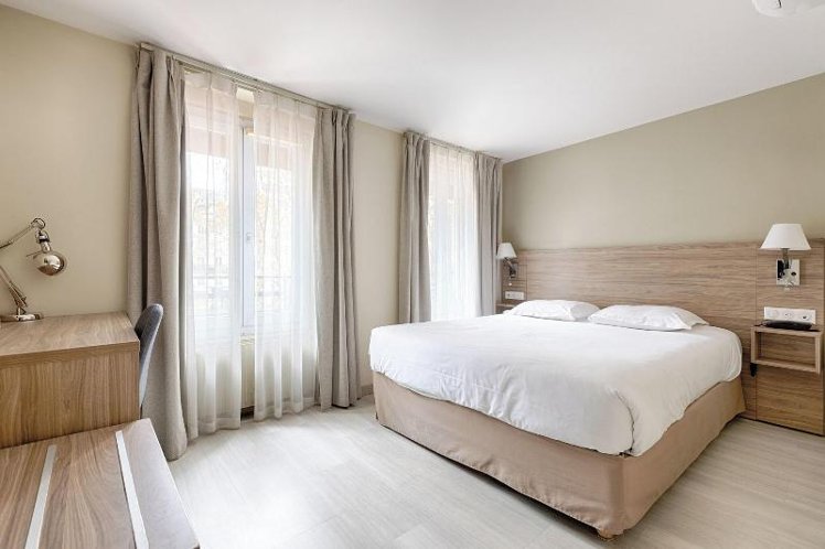 DOUBLE STANDARD Room