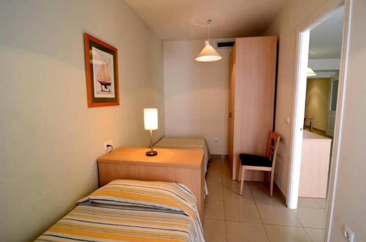 APARTMENT CAPACITY 6 TWO BEDROOMS Room