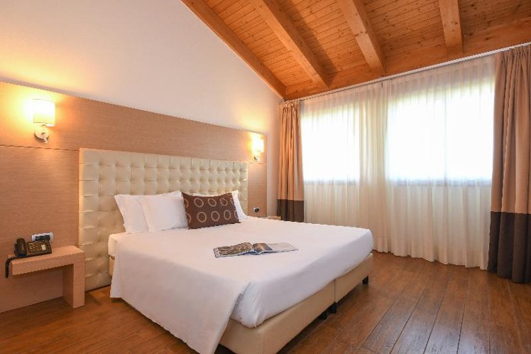 SUITE SUPERIOR WITH TERRACE Room