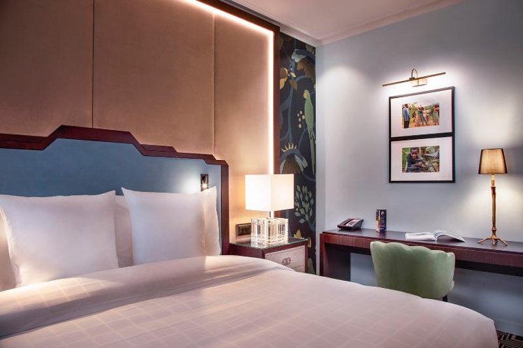 DOUBLE SUPERIOR Room