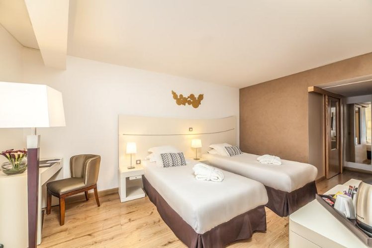 DOUBLE CLASSIC Room