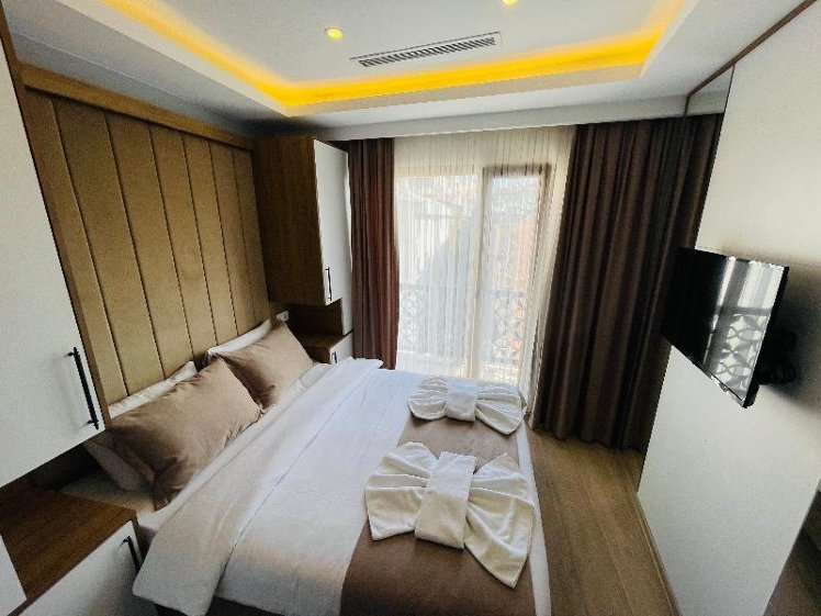 DOUBLE STANDARD Room