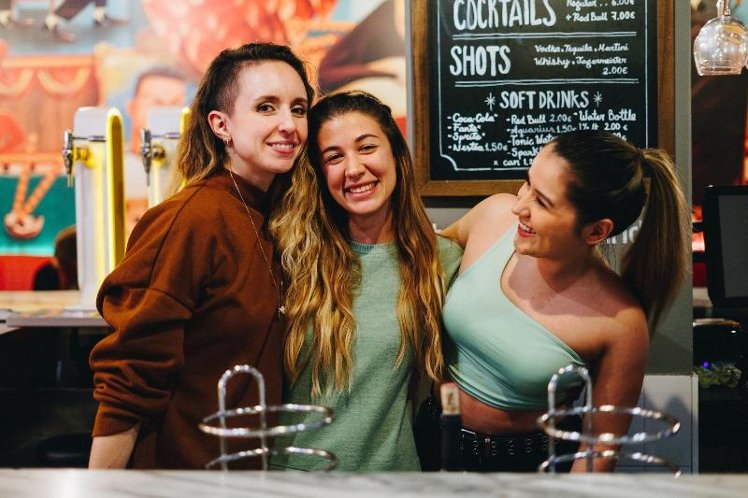 Bar
