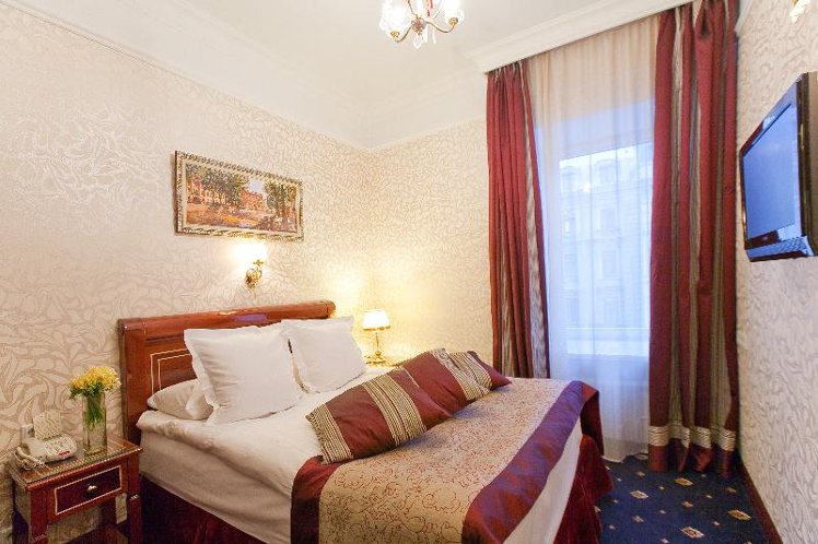 DOUBLE STANDARD Room