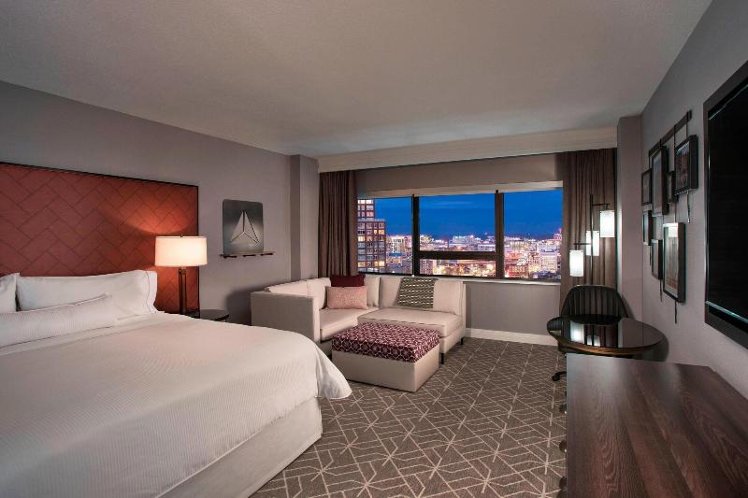 DOUBLE CLUB Room