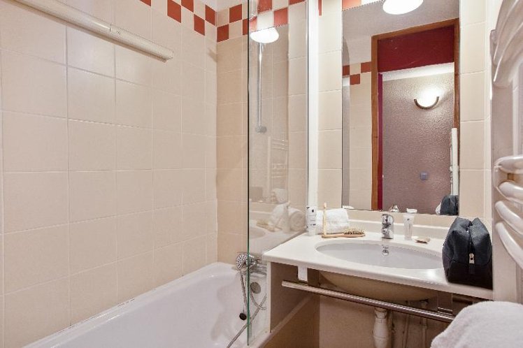 APARTMENT CAPACITY 4 Room