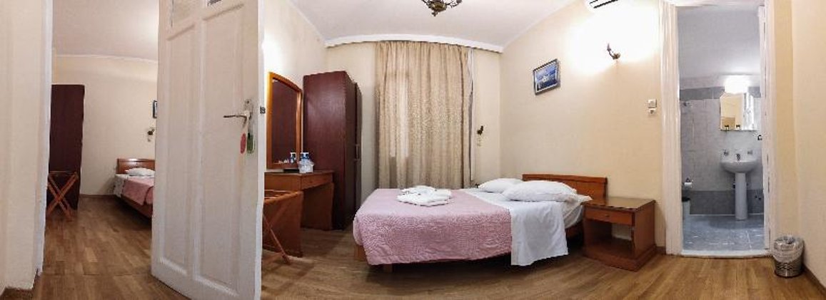 QUADRUPLE STANDARD Room