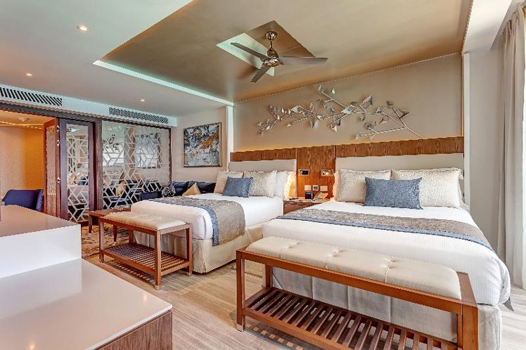 JUNIOR SUITE OCEAN FRONT TWO BEDROOMS Room