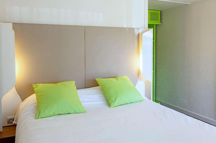 DOUBLE STANDARD Room