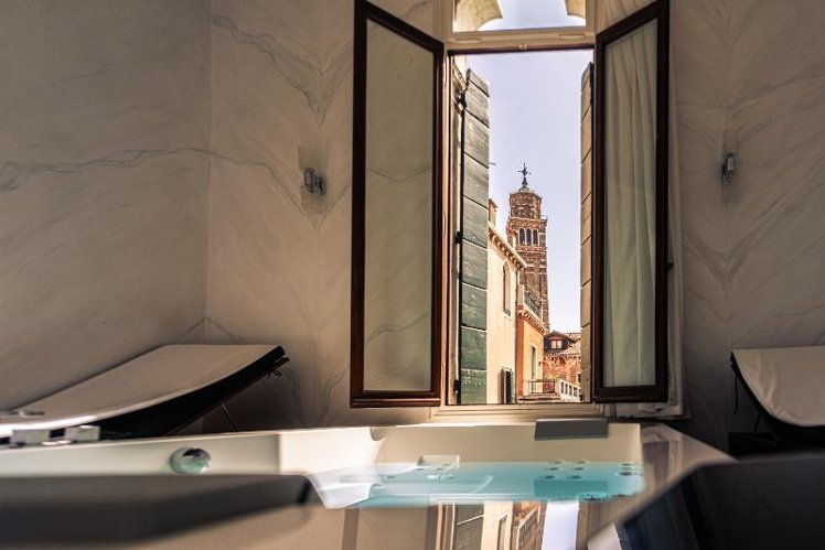 APARTMENT WITH JACUZZI Room