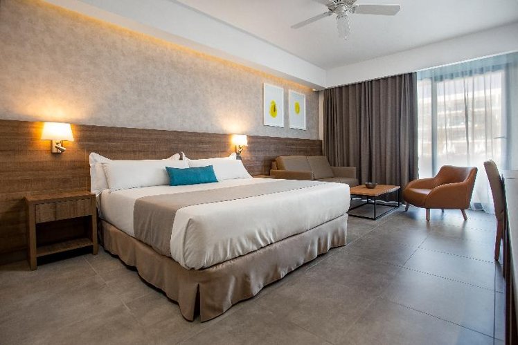 DOUBLE LUXURY Room