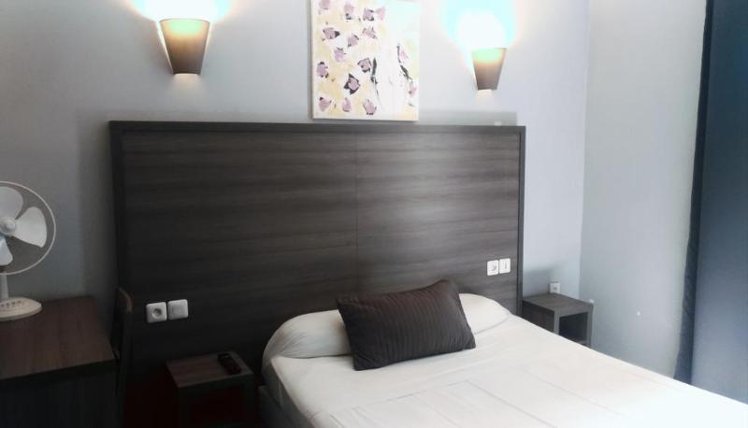 SINGLE STANDARD Room