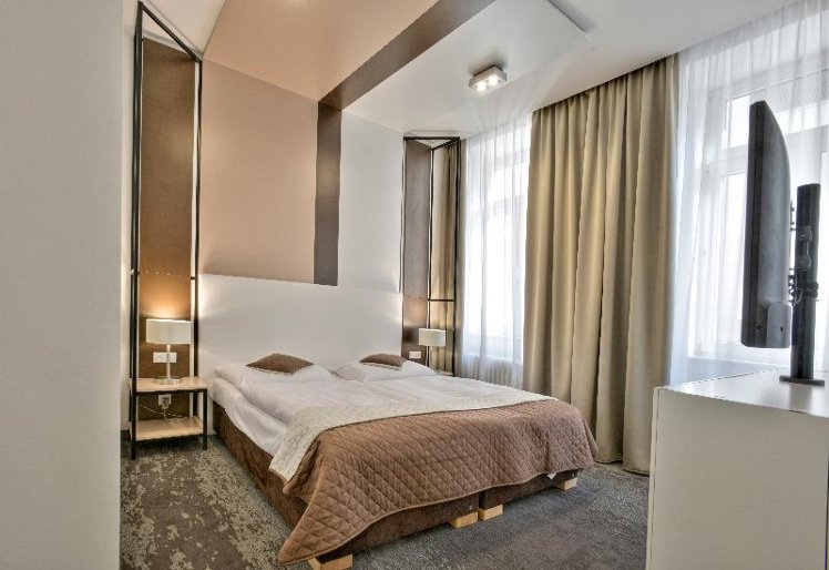 DOUBLE SUPERIOR Room