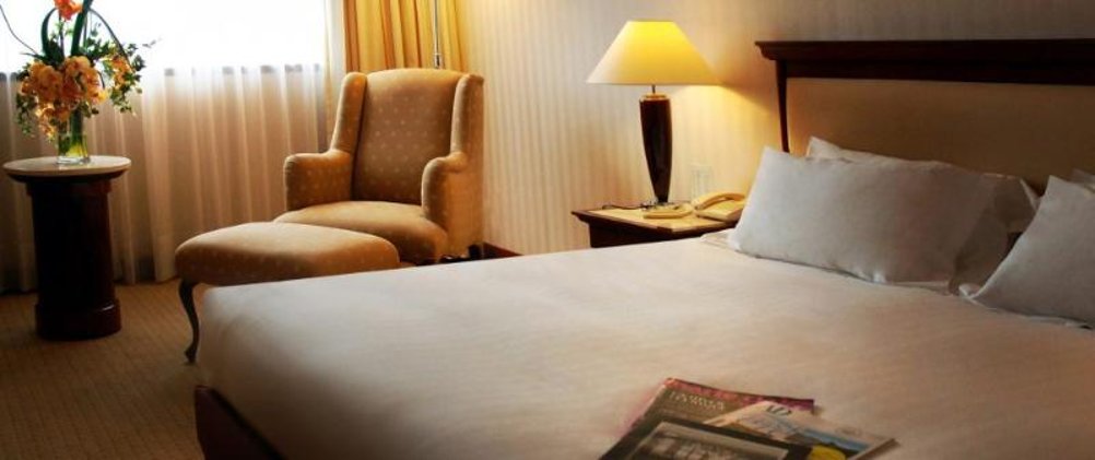 DOUBLE SINGLE USE DELUXE ONE BED Room