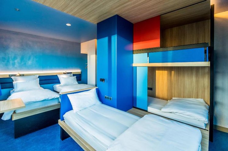 Room CAPACITY 5 ONE BEDROOM Room