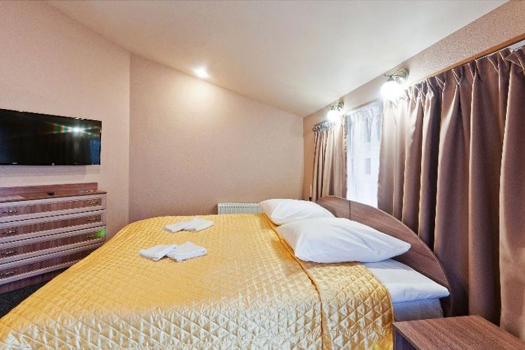 JUNIOR SUITE STANDARD Room