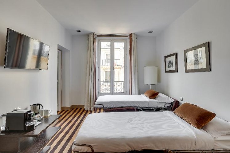 SUITE CAPACITY 4 Room