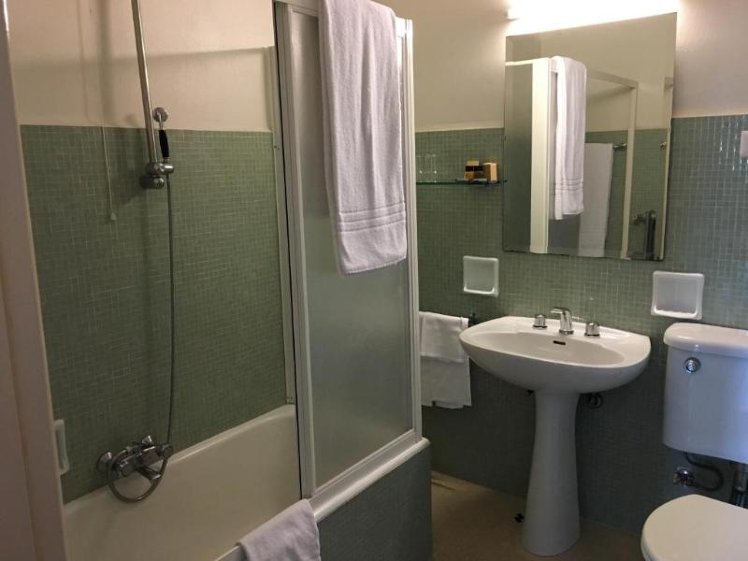 QUADRUPLE STANDARD Room