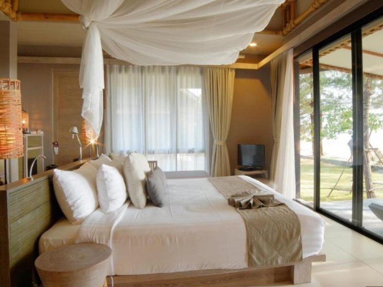 VILLA DELUXE BEACH FRONT Room