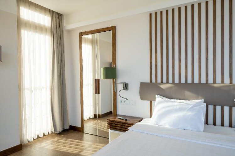 DOUBLE DELUXE SEA VIEW Room